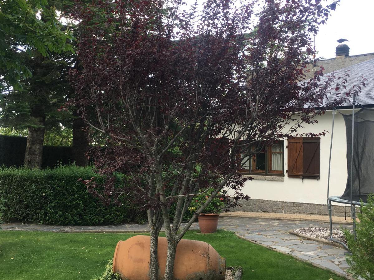 Villa Aurelia - Casa De Campo Con Jardin Y Piscina Entre Madrid Y Segovia Ortigosa del Monte Exterior foto