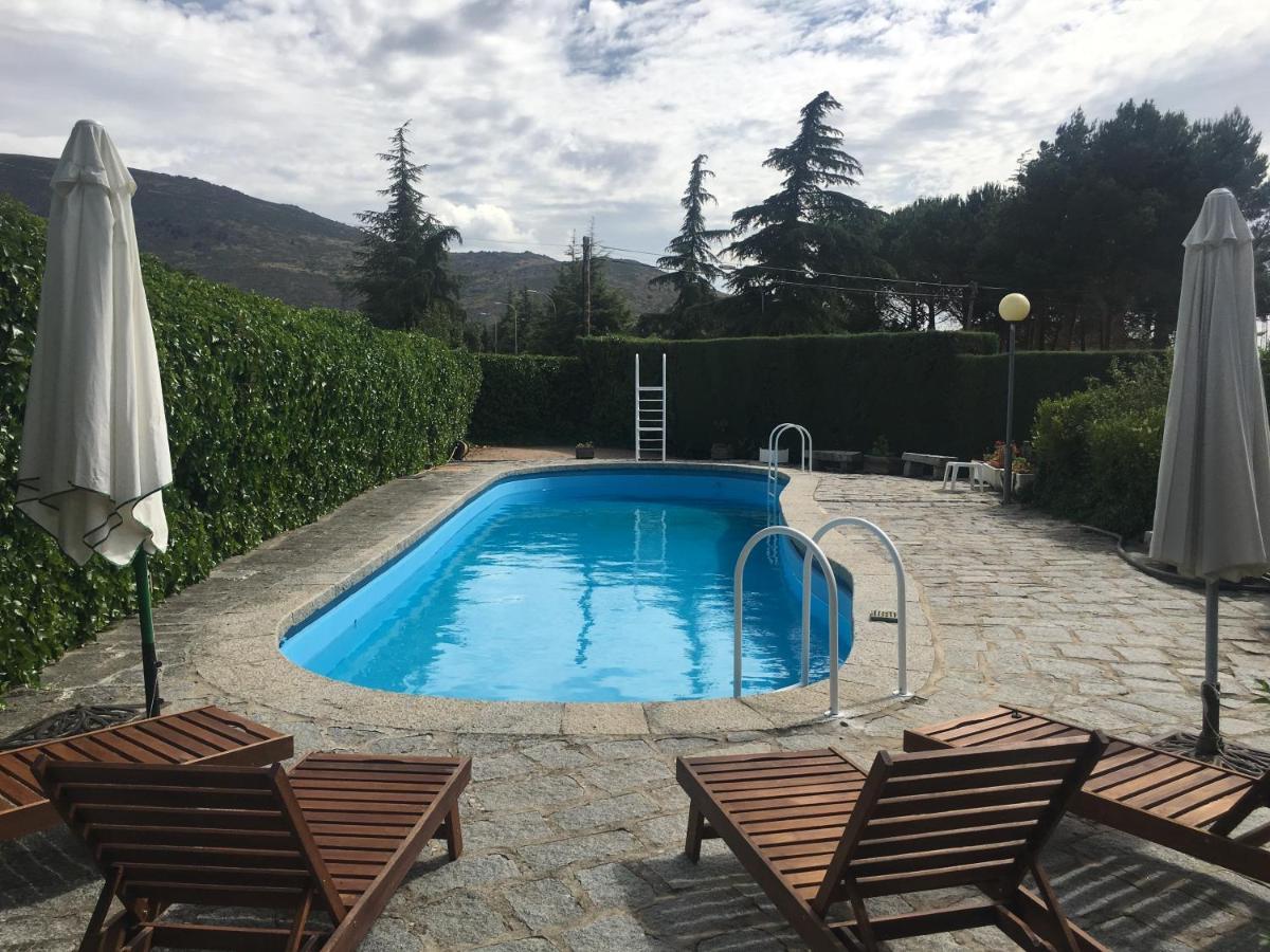 Villa Aurelia - Casa De Campo Con Jardin Y Piscina Entre Madrid Y Segovia Ortigosa del Monte Exterior foto